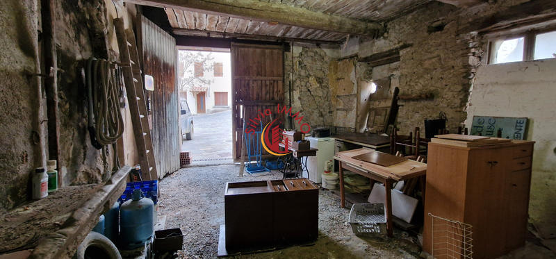 Parking / Garage - 70 m²