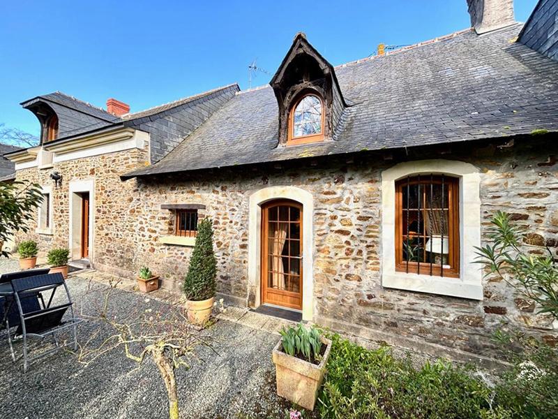 Maison - 175 m² - 6 pièces