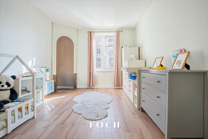 Appartement - 87 m² - 3 pièces