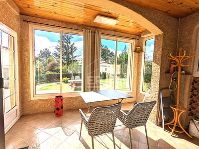 Maison - 233 m² - 10 pièces
