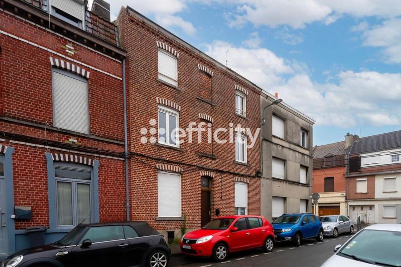 Immeuble - 80 m² - 6 pièces