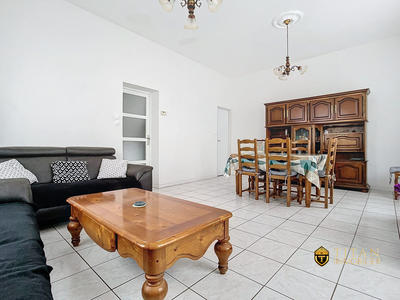 Maison - 99 m² - 3 pièces