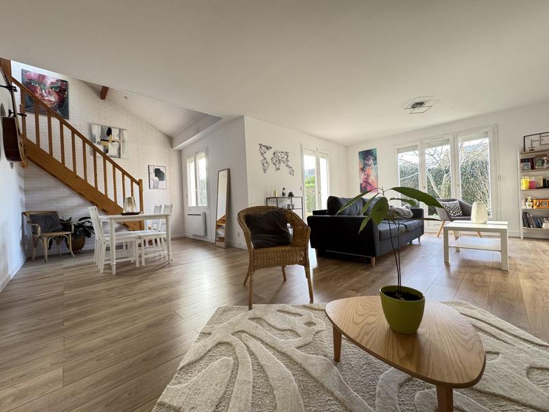 Maison - 105 m² - 6 pièces