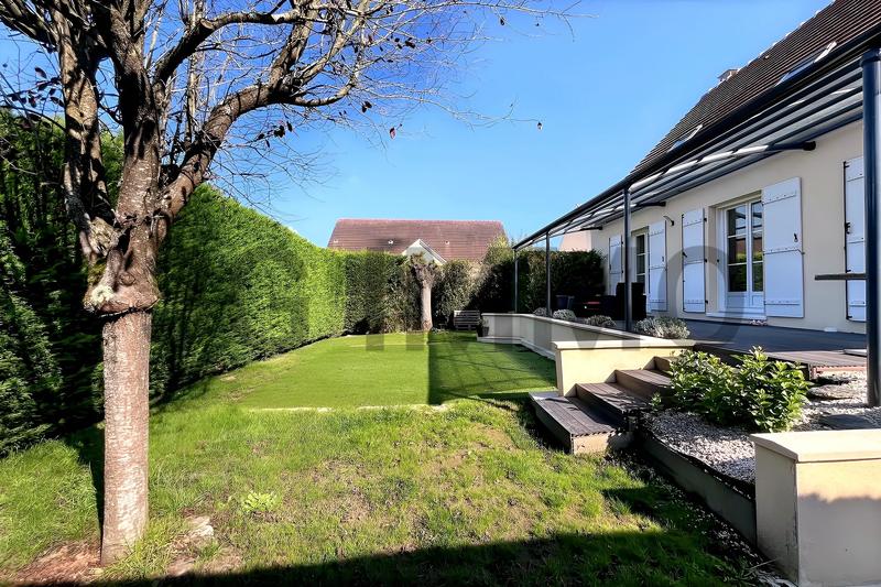 Maison - 163 m² - 7 pièces