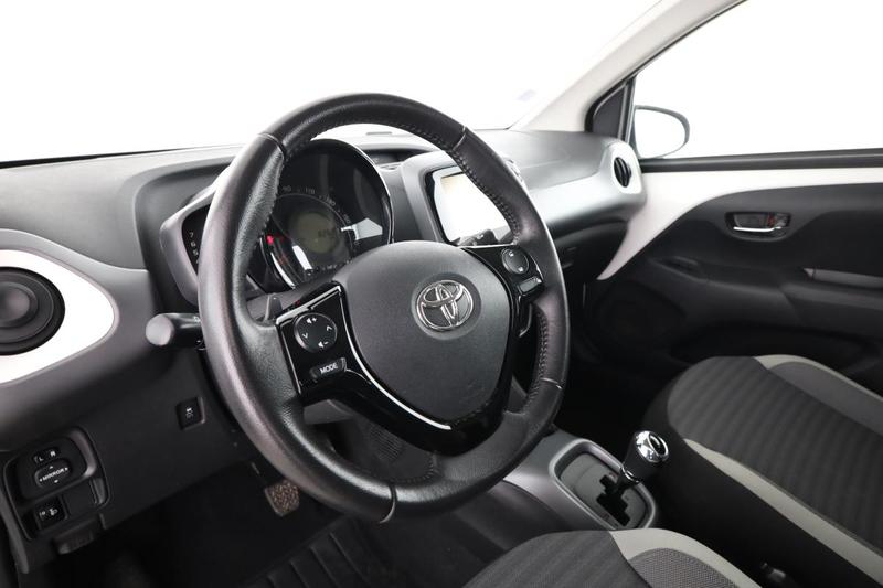 Toyota Aygo 1.0 Vvt-i X-Play X-Shift 3p 72 ch