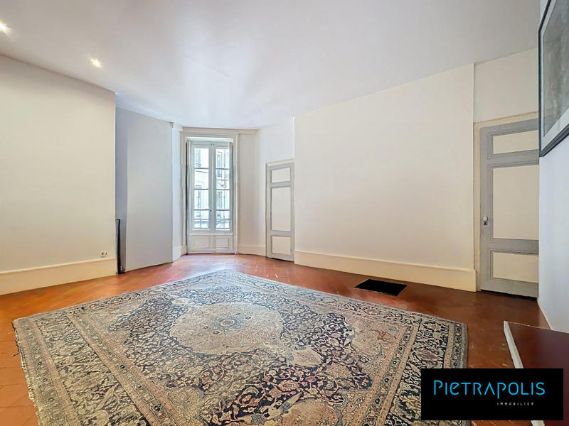 Appartement - 79 m² - 3 pièces