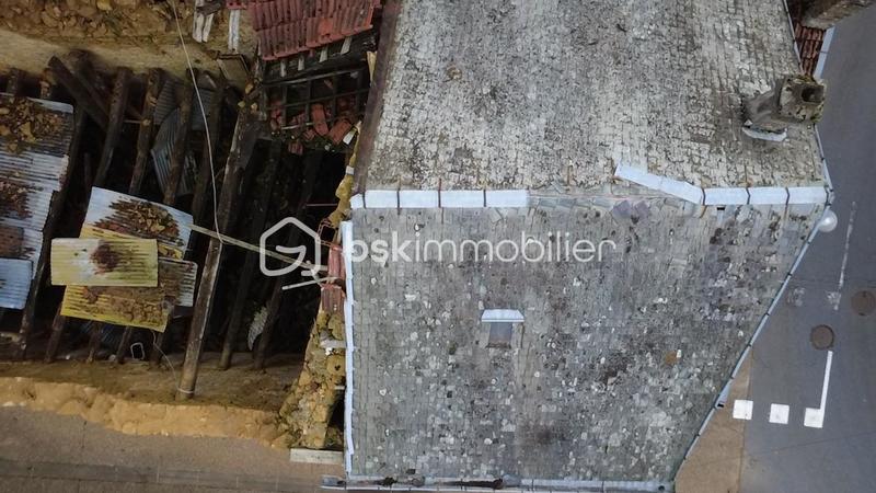 Maison - 150 m² - 1 pièce