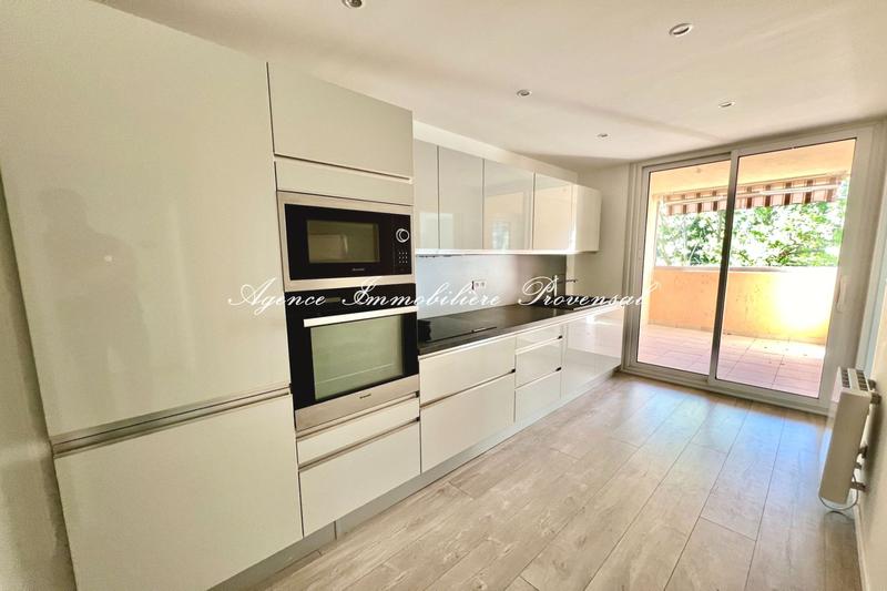 Appartement - 76 m² - 3 pièces