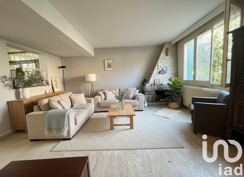 Maison - 98 m² - 5 pièces