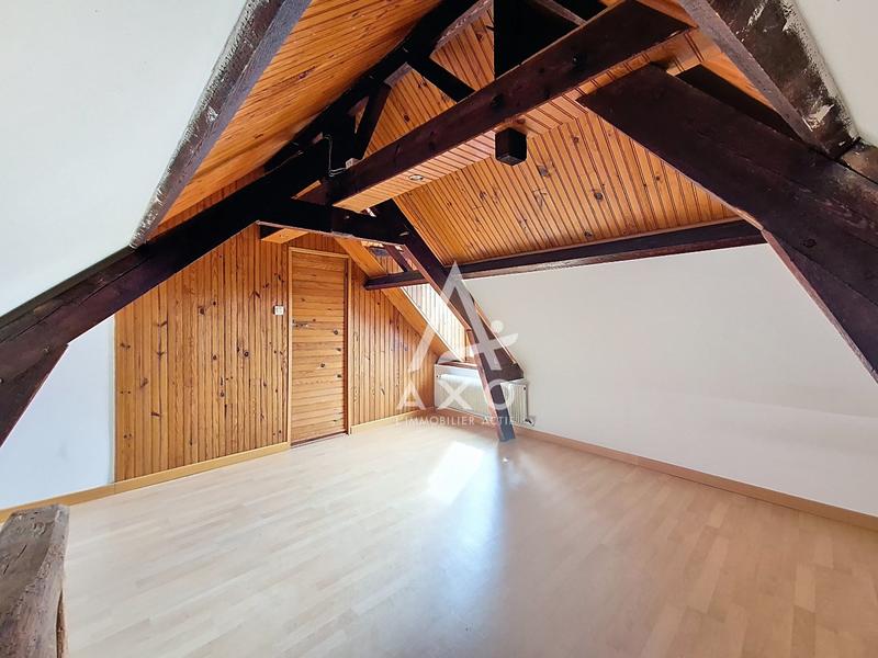 Maison - 91 m² - 5 pièces