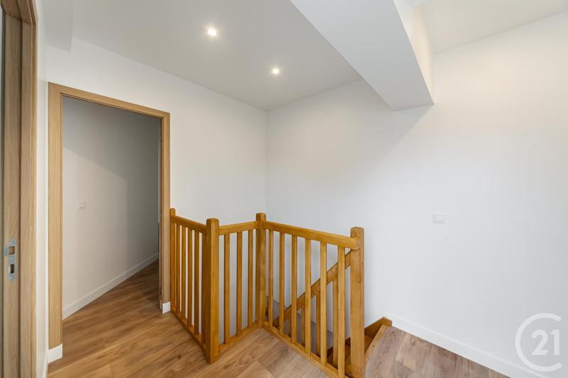 Maison - 91 m² - 5 pièces