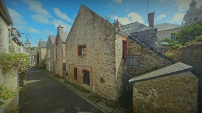 Maison - 83 m² - 4 pièces