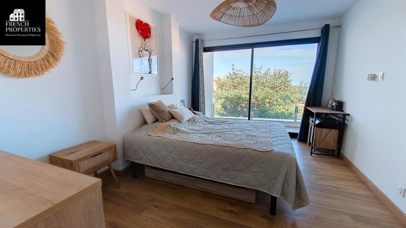 Maison - 210 m² - 5 pièces