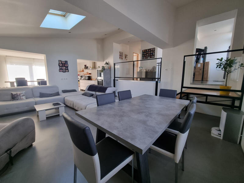 Maison - 169 m² - 6 pièces