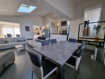 Maison - 169 m² - 6 pièces