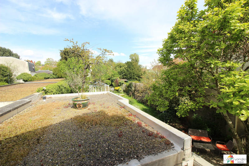 Maison - 143 m² - 7 pièces