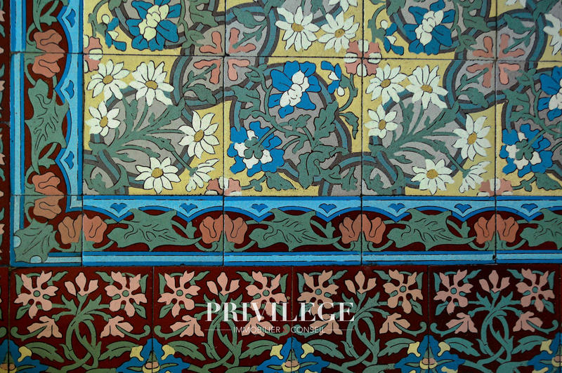 Maison - 250 m² - 8 pièces