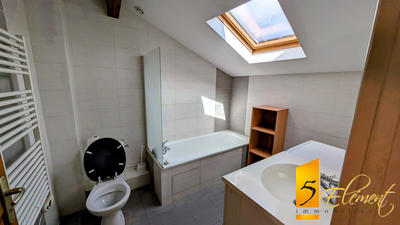 Appartement - 60 m² - 2 pièces