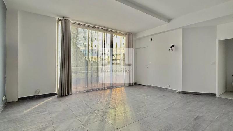 Appartement - 78 m² - 5 pièces