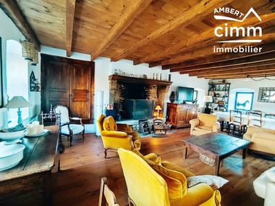 Maison - 265 m² - 21 pièces