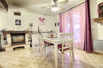 Maison - 76 m² - 4 pièces