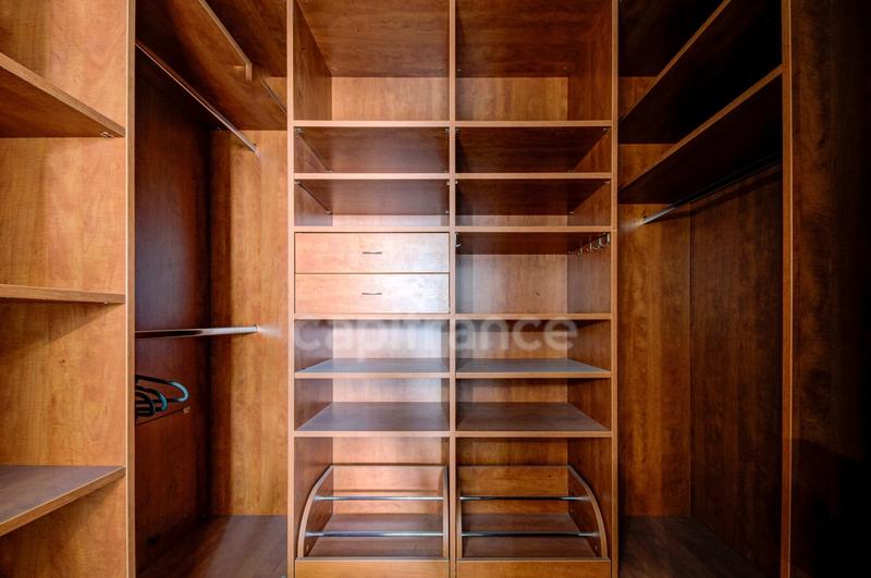 Appartement - 156 m² - 6 pièces