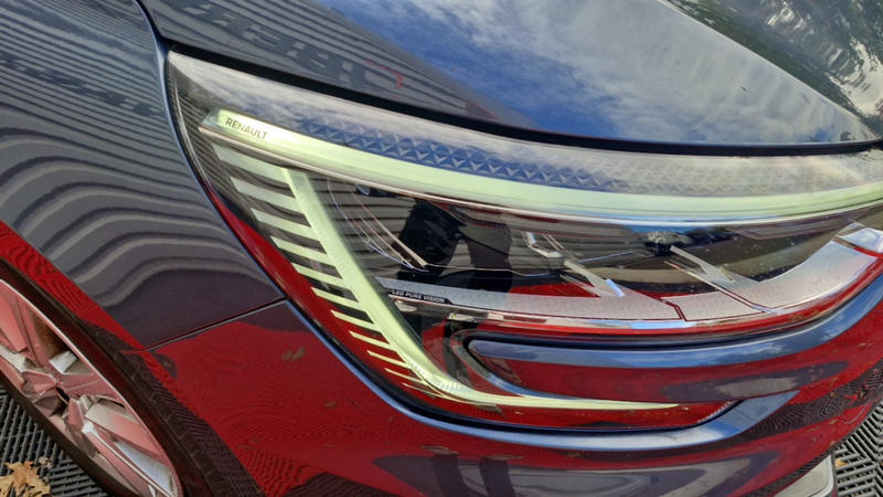 Renault Mégane IV Berline tce 140 edc fap - 21n business