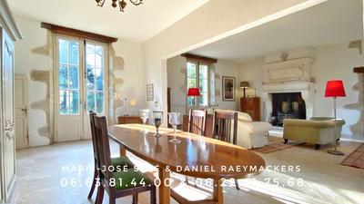 Demeure - 560 m² - 17 pièces