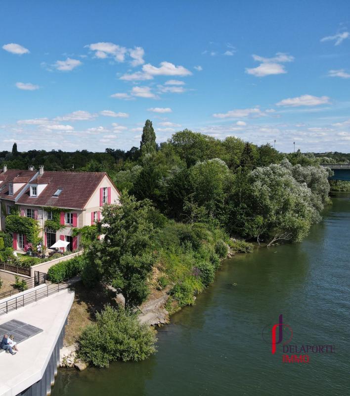 Maison - 187 m² - 8 pièces