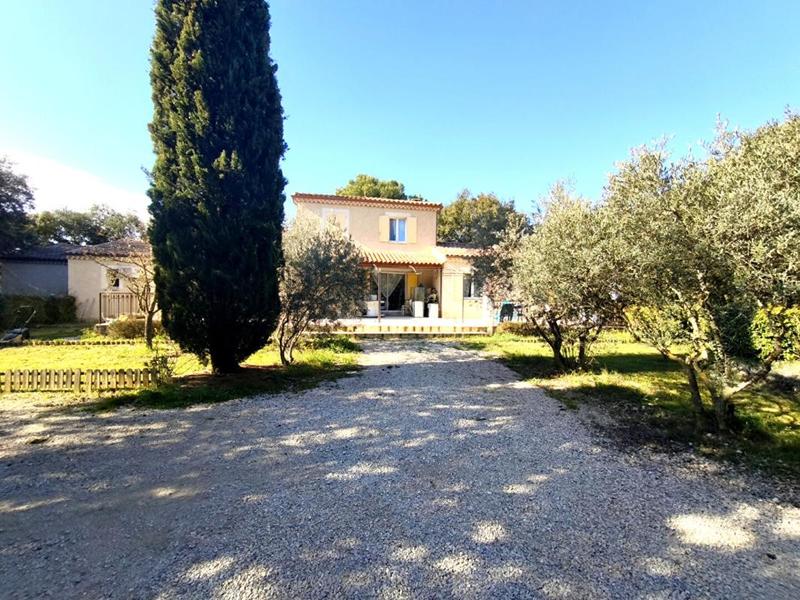 Maison - 233 m² - 8 pièces