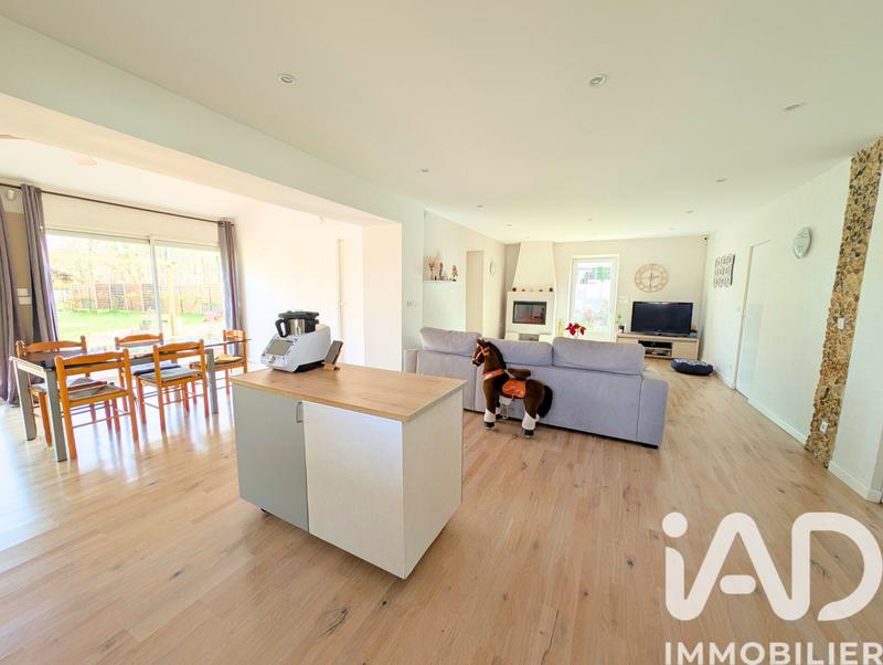 Maison - 130 m² - 6 pièces