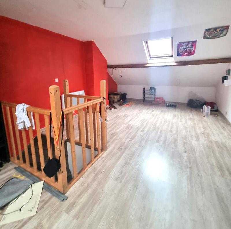 Maison - 107 m² - 6 pièces