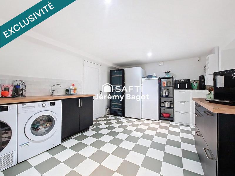 Maison - 160 m² - 8 pièces