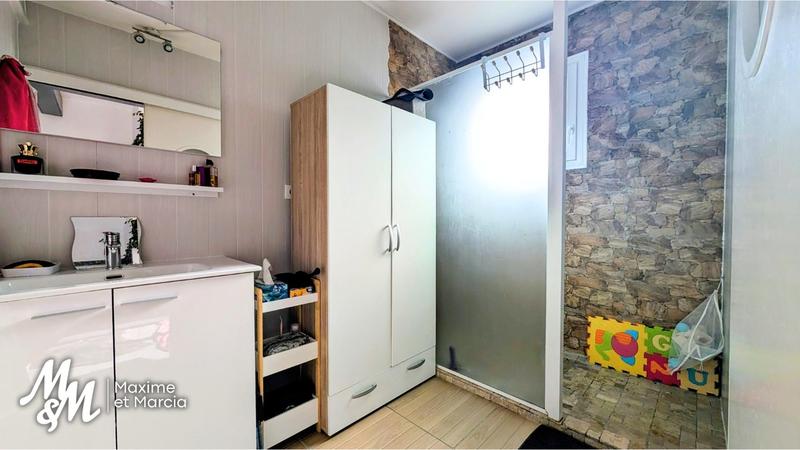 Maison - 94 m² - 5 pièces