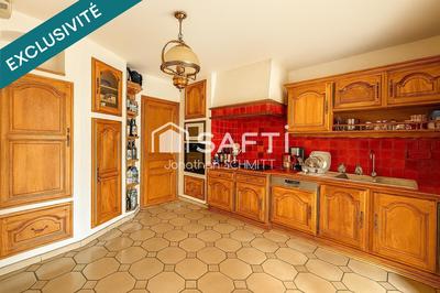 Maison de ville - 140 m² - 5 pièces