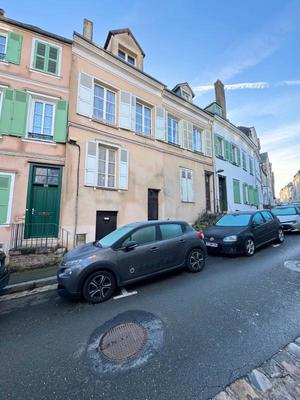 Maison de ville - 85 m² - 4 pièces