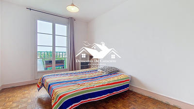 Appartement - 85 m² - 4 pièces