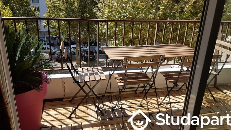 Chambre - 11 m² - 1 pièce