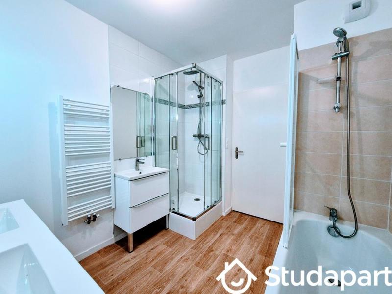 Chambre - 12 m² - 1 pièce