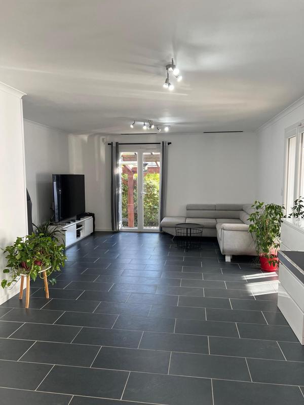 Maison - 105 m² - 3 pièces