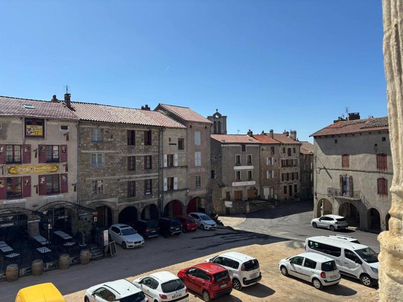 Maison de village - 125 m² - 4 pièces