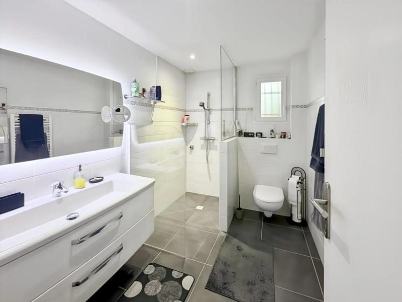 Maison - 123 m² - 6 pièces