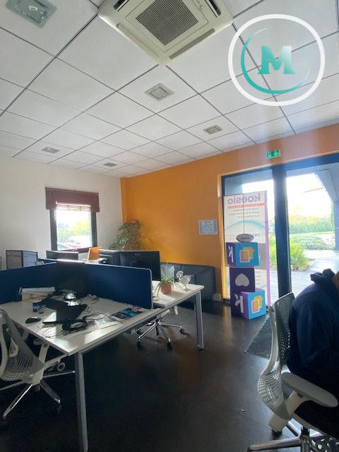 Bureau - 192 m² - 10 pièces