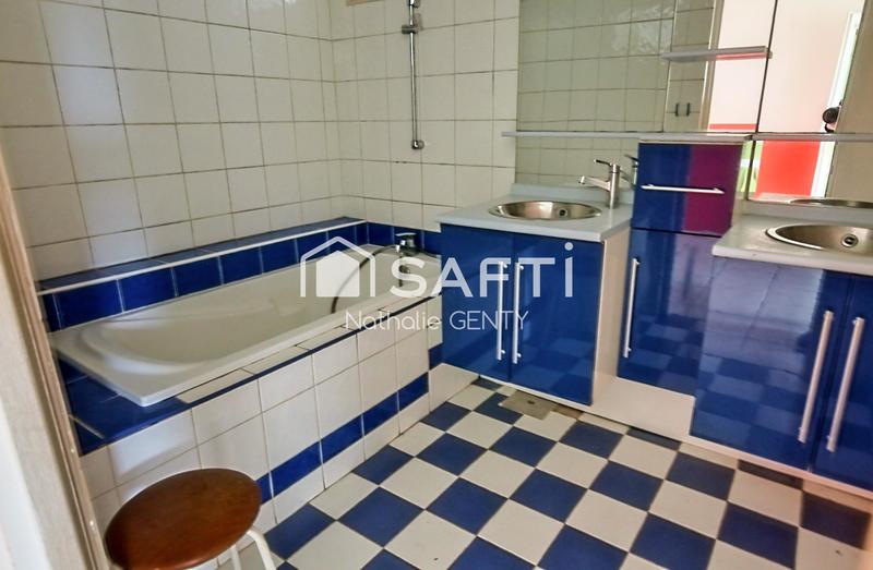 Maison - 328 m² - 9 pièces