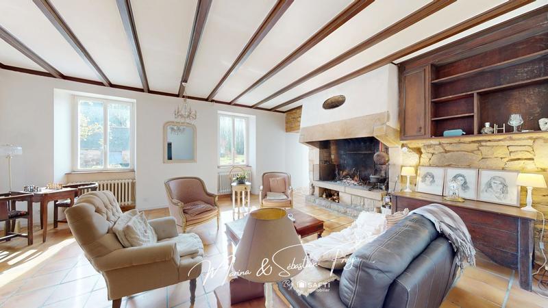 Maison de maîtres - 300 m² - 11 pièces