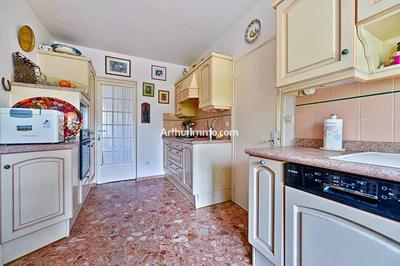 Maison - 167 m² - 7 pièces