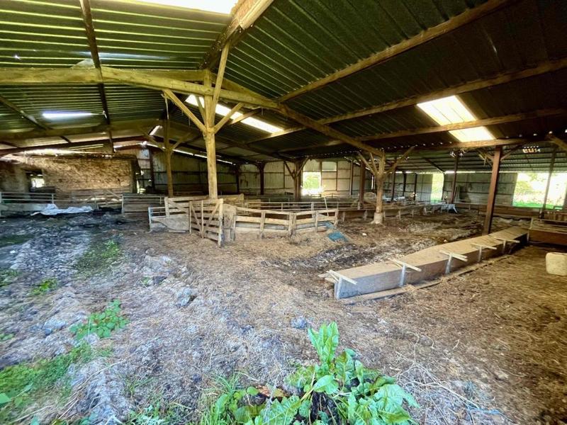 Propriété - 88 m² - 4 pièces