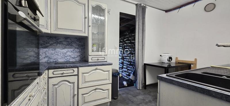 Maison - 232 m² - 6 pièces