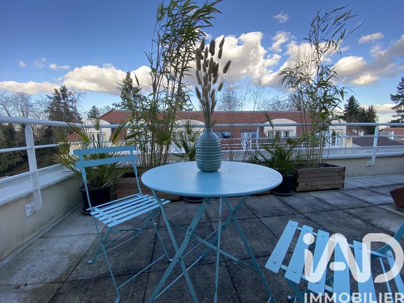 Appartement - 82 m² - 4 pièces