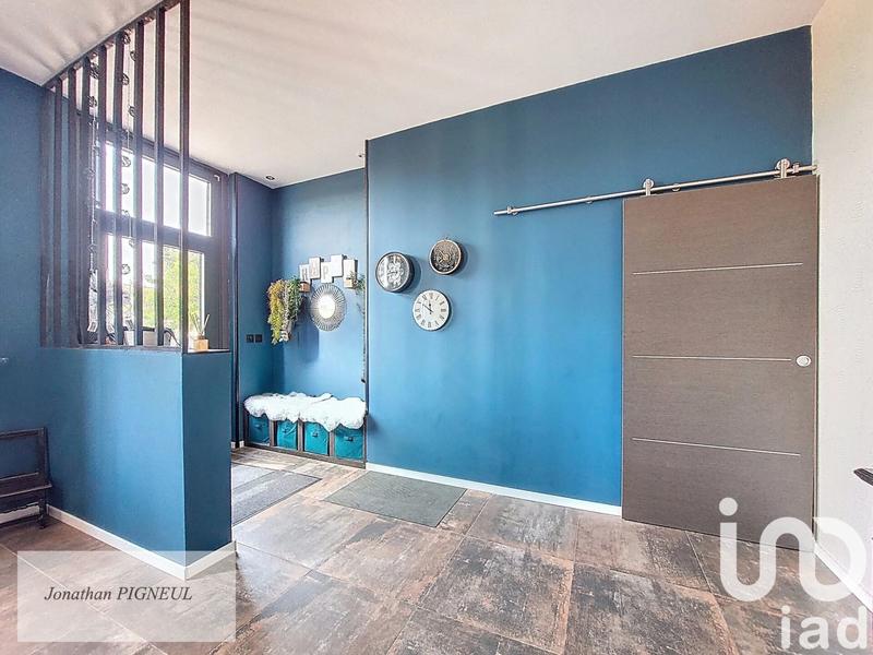 Maison - 220 m² - 7 pièces